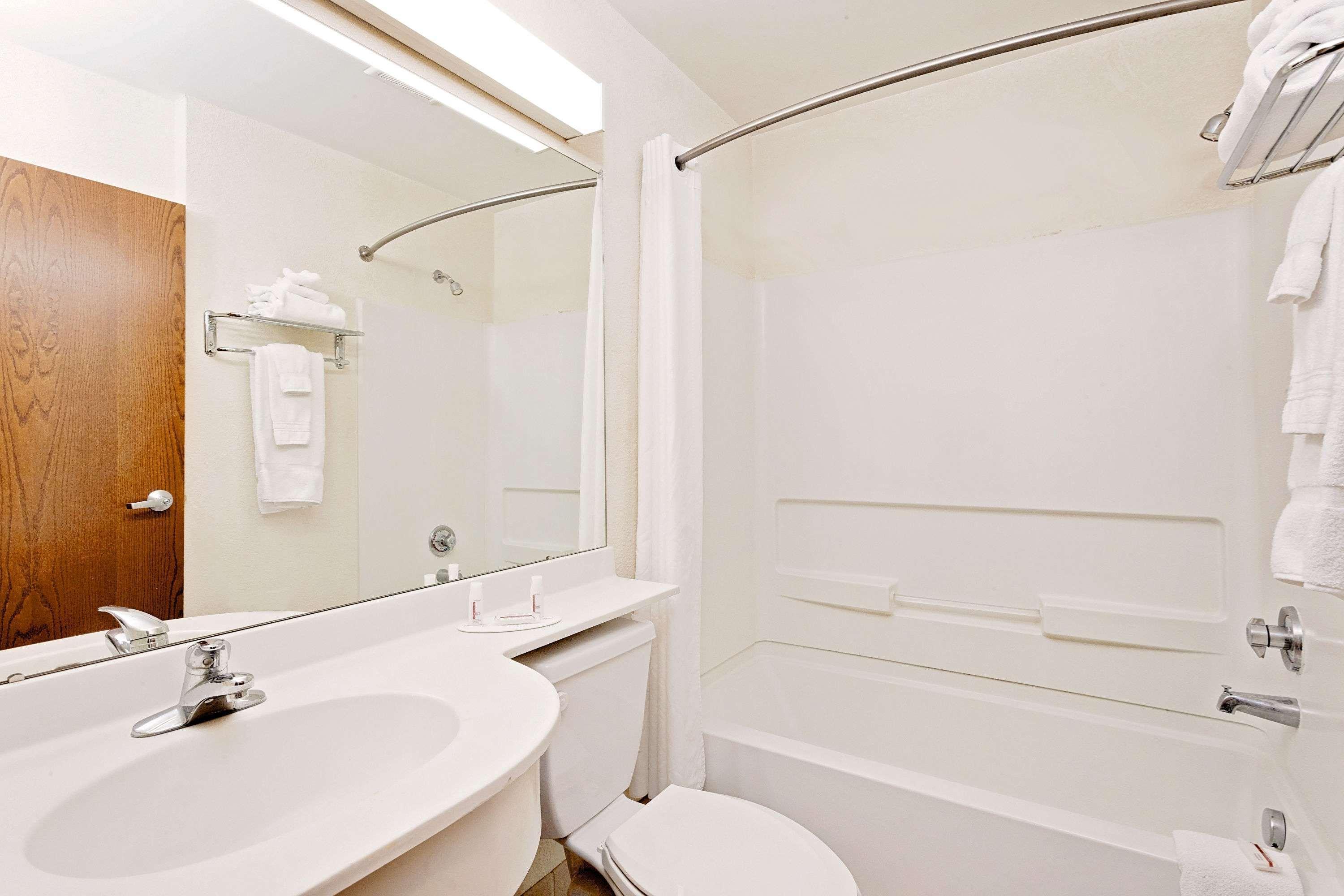 Microtel Inn & Suites By Wyndham Middletown Buitenkant foto