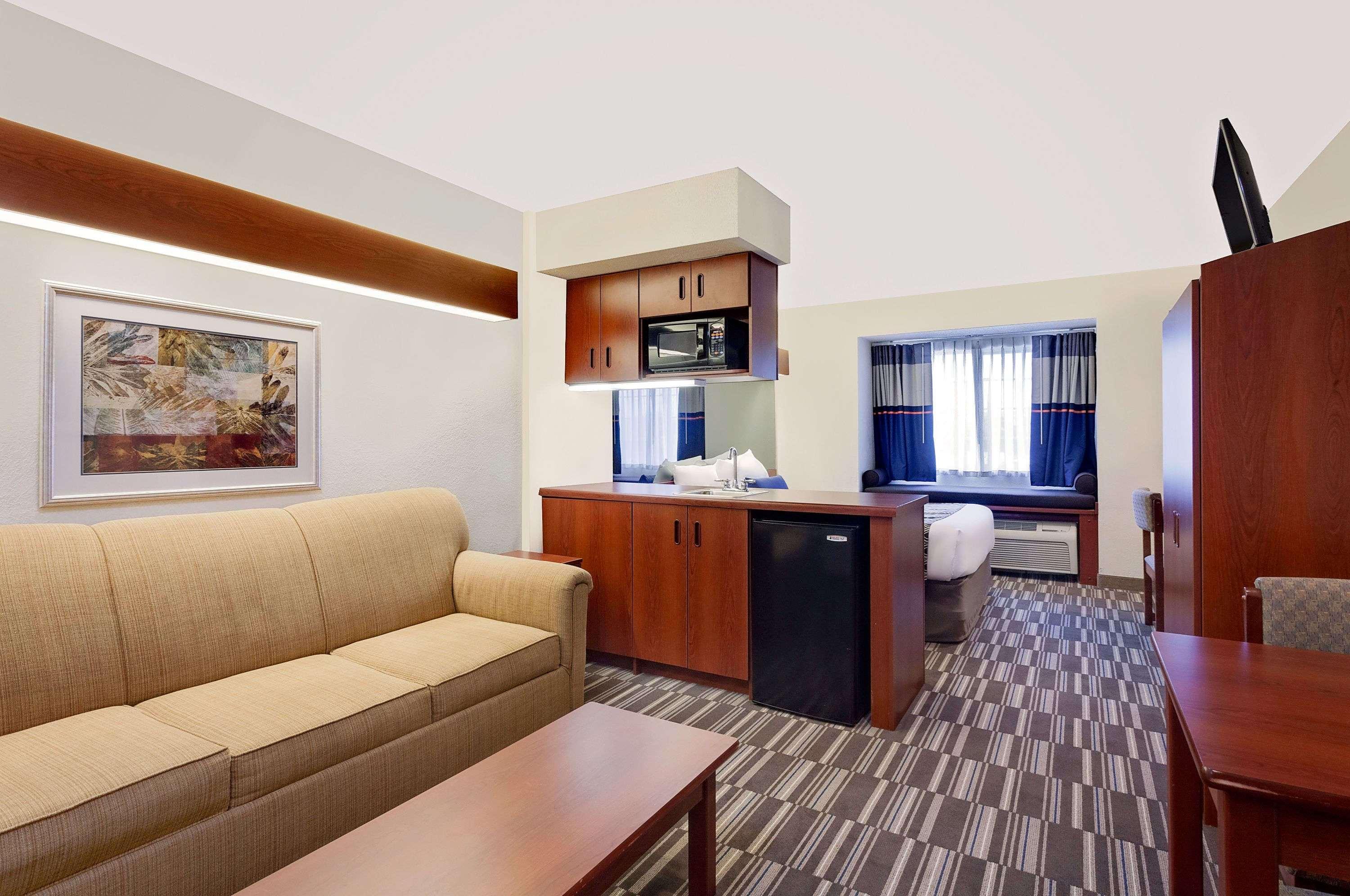Microtel Inn & Suites By Wyndham Middletown Buitenkant foto