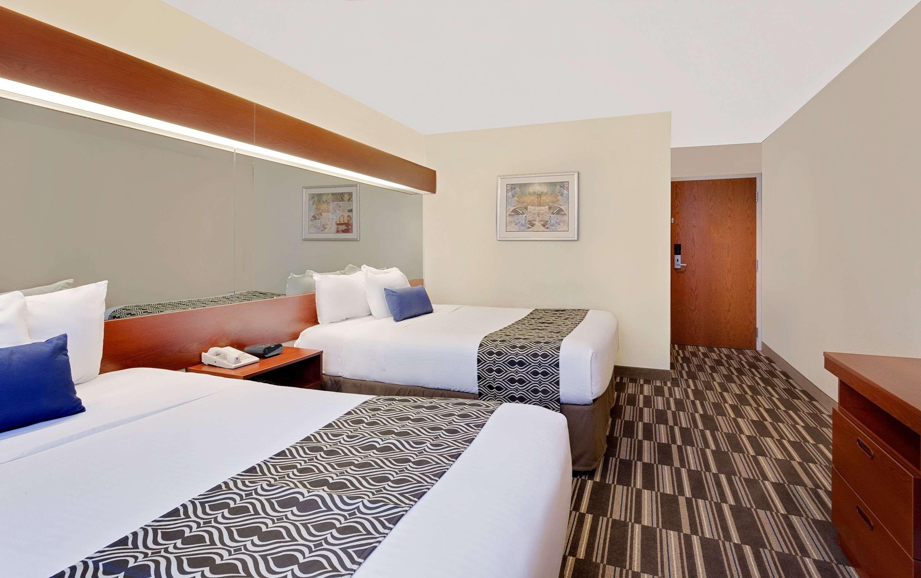 Microtel Inn & Suites By Wyndham Middletown Buitenkant foto